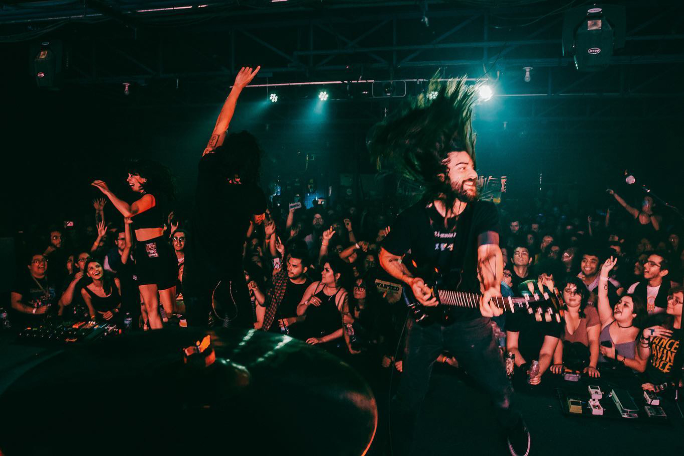 Hail The Sun live in concert